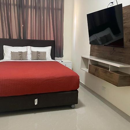 Hotel Calmelia Piura Buitenkant foto